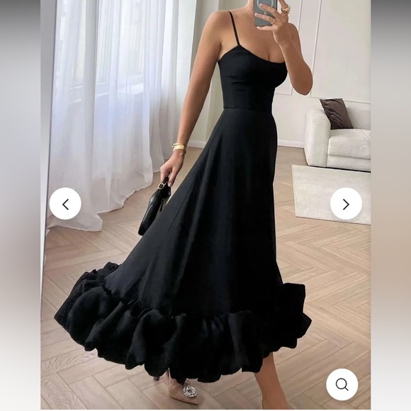 COPY - Black Dress - Picture 3 of 3